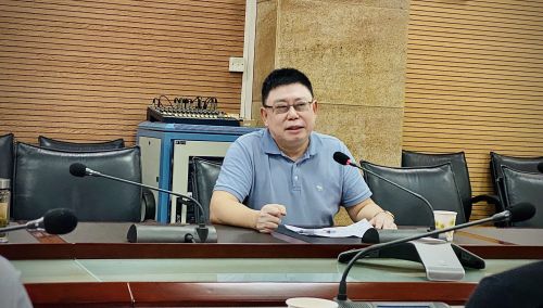 劳汉生校长作总结讲话