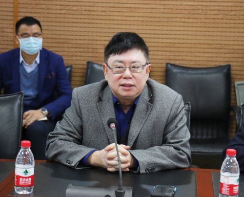 劳汉生校长进行总结讲话