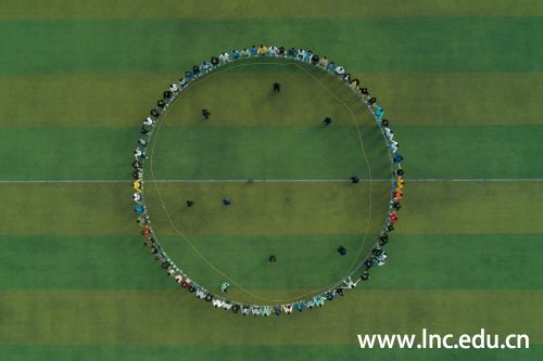 图4：动力绳圈—挑战不可能