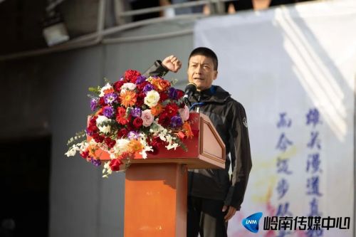 裁判员代表罗智老师