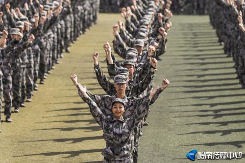 手语操《坚信爱会赢》2