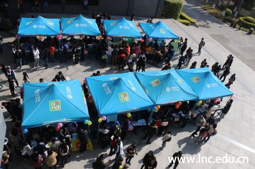 报刊交流会现场火热 摄影通讯员 申铭