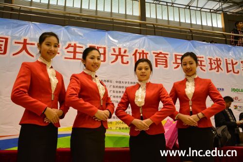 来自我校继续教育学院的志愿者