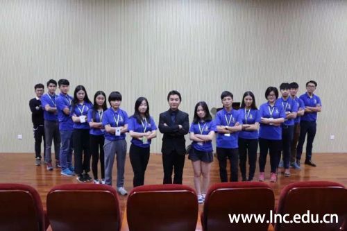 f712bfb357a88c8084a7df53841a91f