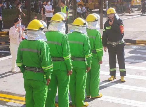 图06 灭火作战组准备