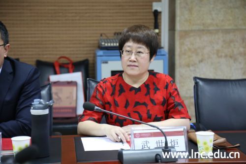 武世炬副校长出席会议