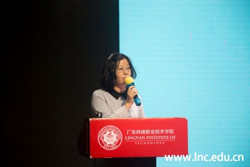 新教师代表严玮老师发言