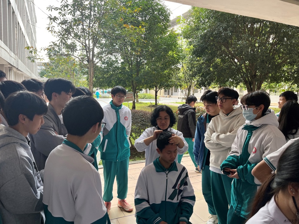 C:\Users\Administrator\Documents\WeChat Files\wxid_ggtqhnzgq2lm12\FileStorage\Temp\4528929e1b10dd48e9fb8d4b1da1015.jpg