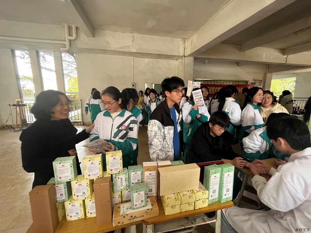 C:\Users\Administrator\Documents\WeChat Files\wxid_ggtqhnzgq2lm12\FileStorage\Temp\e6f1638a6e55ed1bd698a4de36d12de.jpg