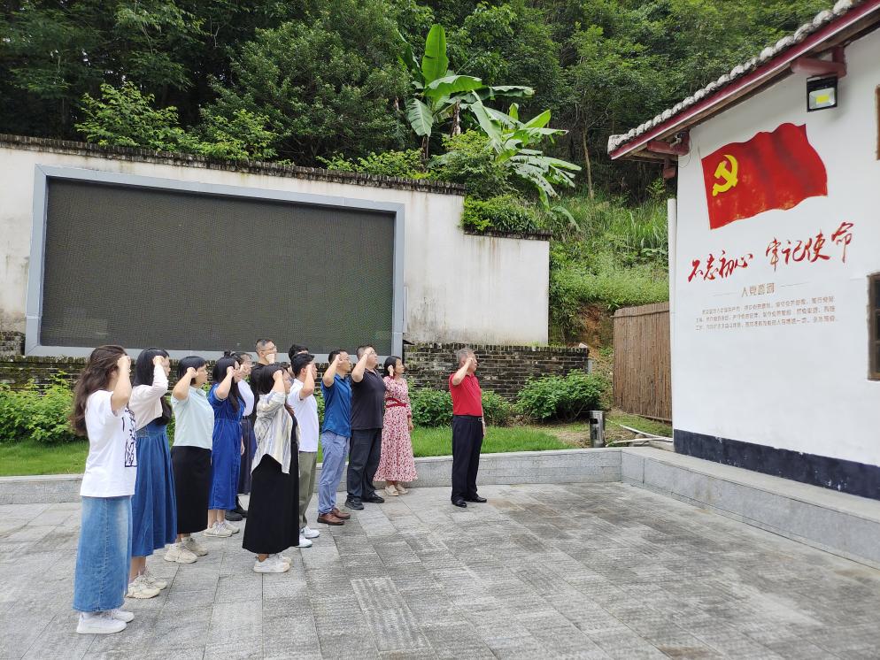 3c8ac796e03ee01c6bb65476ce8ac52