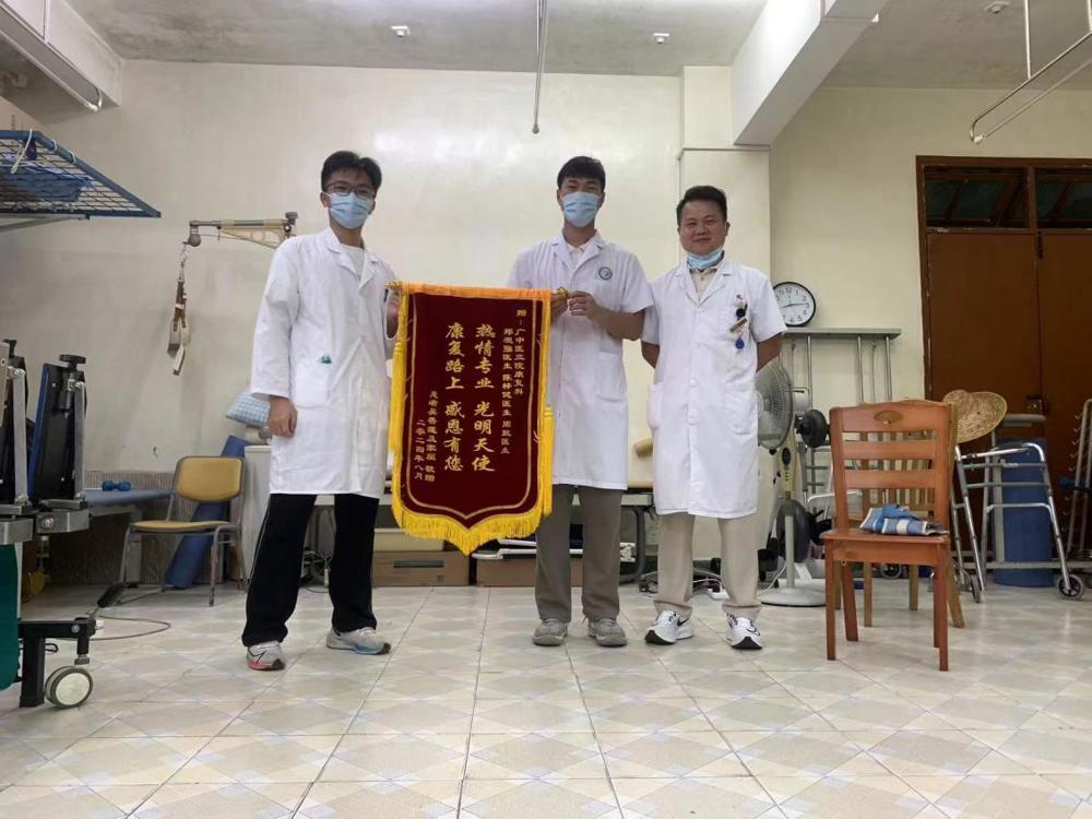 338ebbdf2ee53cf2bea5d7c195e7be8