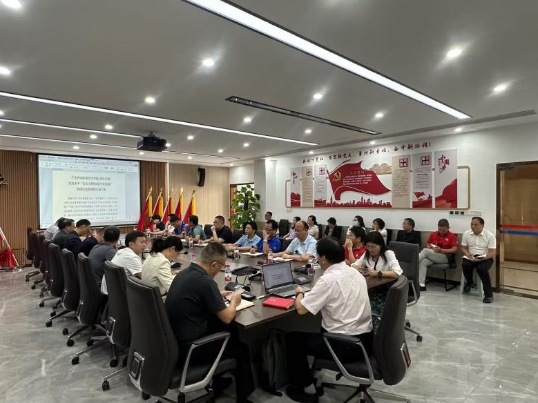 8f51719350ef86580fc5c510cd76eba