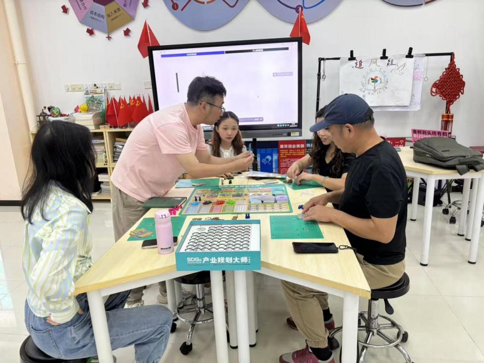 1552bfccf557916805d991b2d1c101a