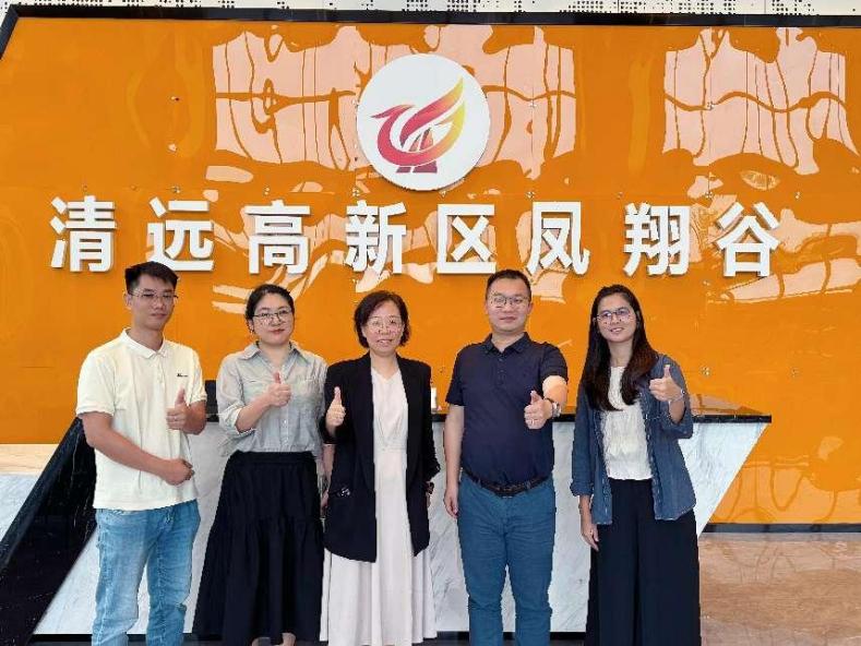 82b0cedccfaac66b7e658736e93e6f4