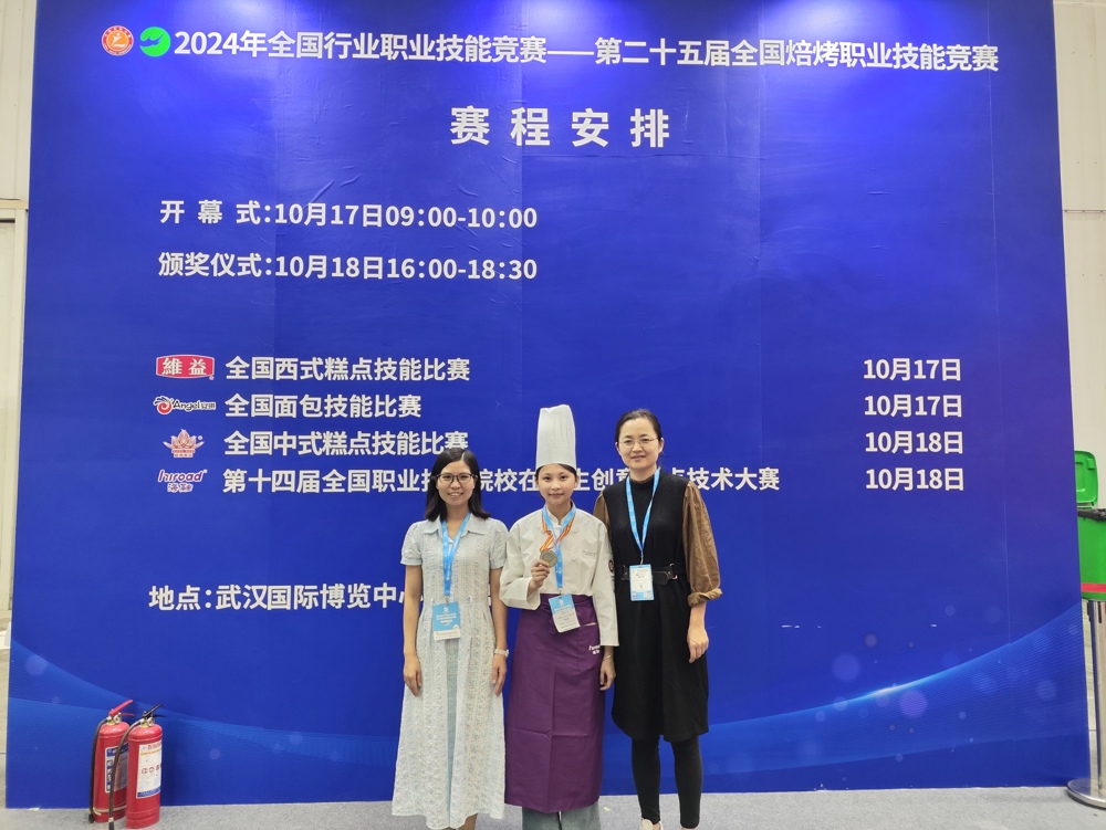 9099bcd3e0cb8b35a8a777c035dc571