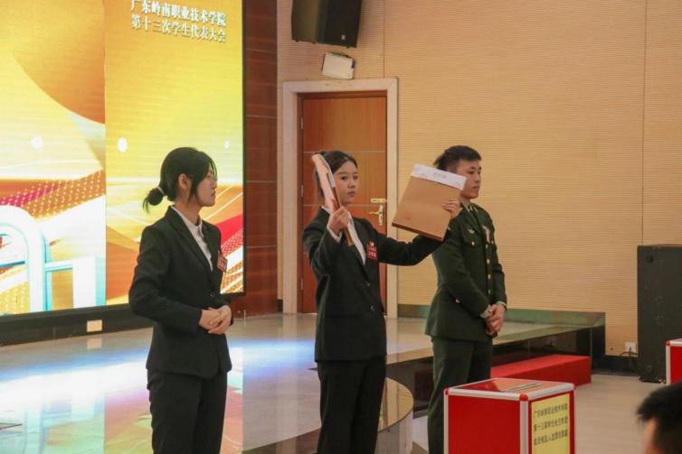 c81e5e7604a5b756a7de6ac08b1f81ad