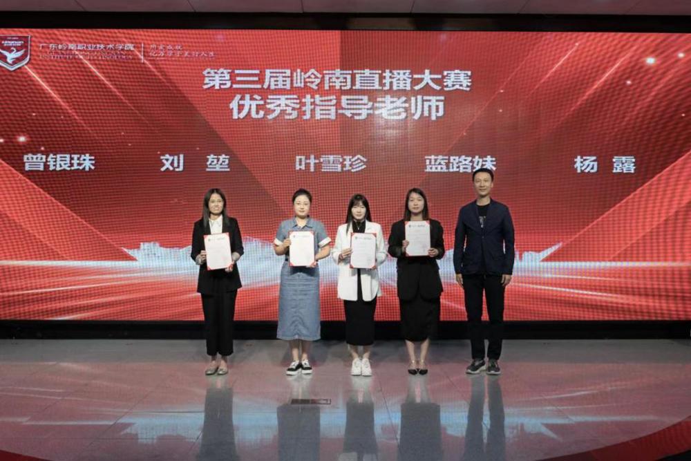 20d8244379bbe64054174a3b2775d85