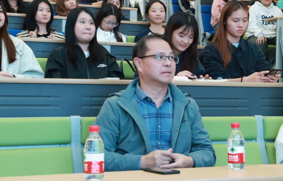 C:\Users\Administrator\Documents\WeChat Files\wxid_85bwtrqmtzz922\FileStorage\Temp\87d9111247e93ab8c35ad6e35aae18f.jpg