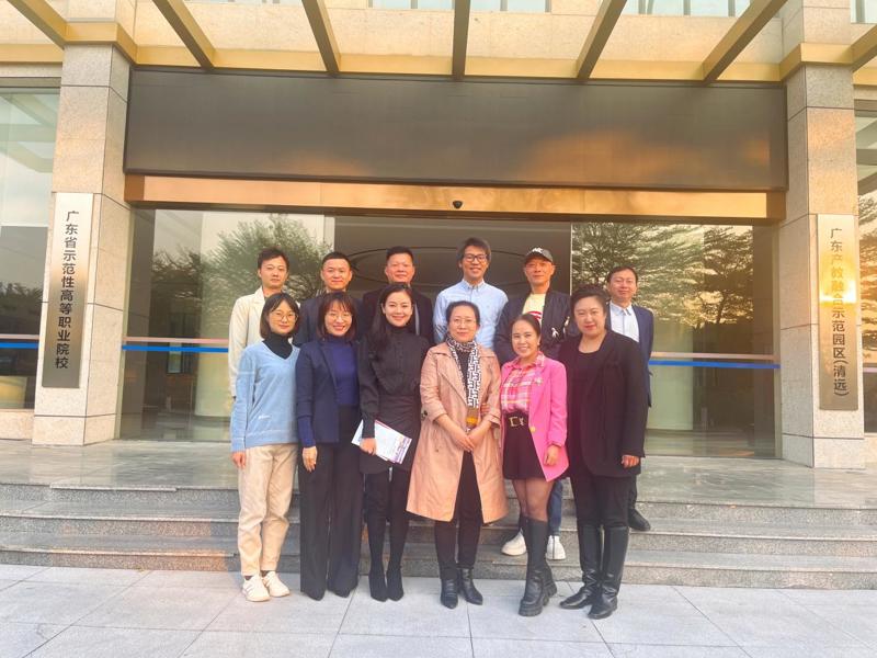 19afeb7e8d79ab4e77cdd145c9026f8