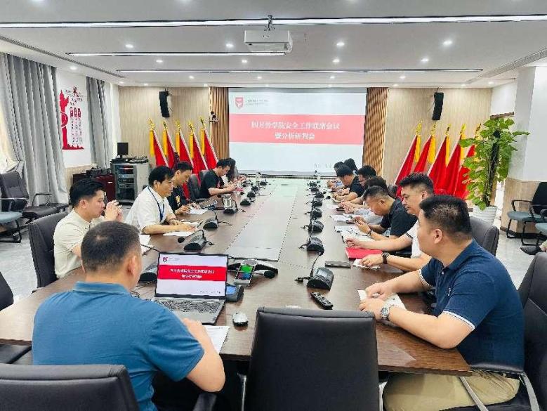 cc23b00a3939dd6558ee4ddc5508199