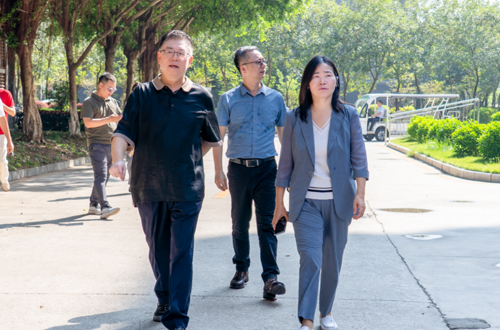 清远市副市长杨焕一行到我校督导检查“两热”疫情防控工作