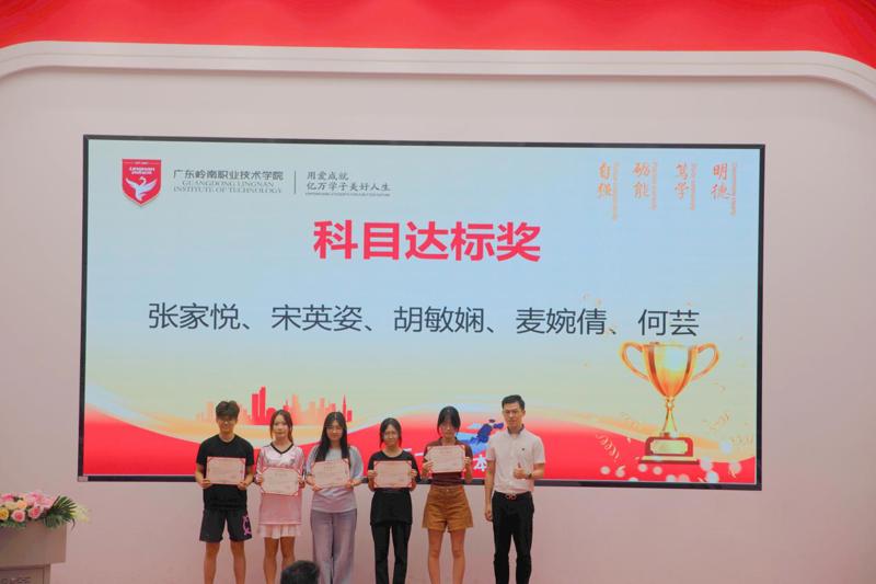 87b3b74477a1e22d59891b83bb023591