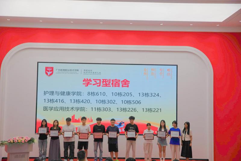 fb69ca1f8b418d90948f28a7858b2b0a