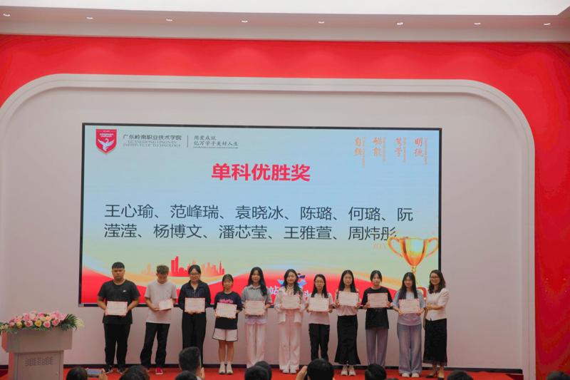 e7c2458c69b9a9c060a22694ffb8fbce