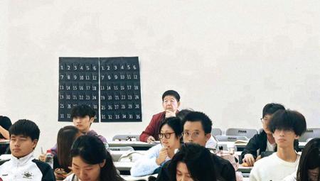 校领导深入一线，精准把脉思政课教学质量