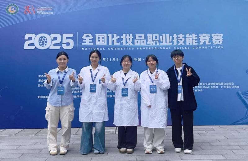 C:/Users/ZIQING/Desktop/微信图片_20251111143326_80_412.jpg微信图片_20251111143326_80_412