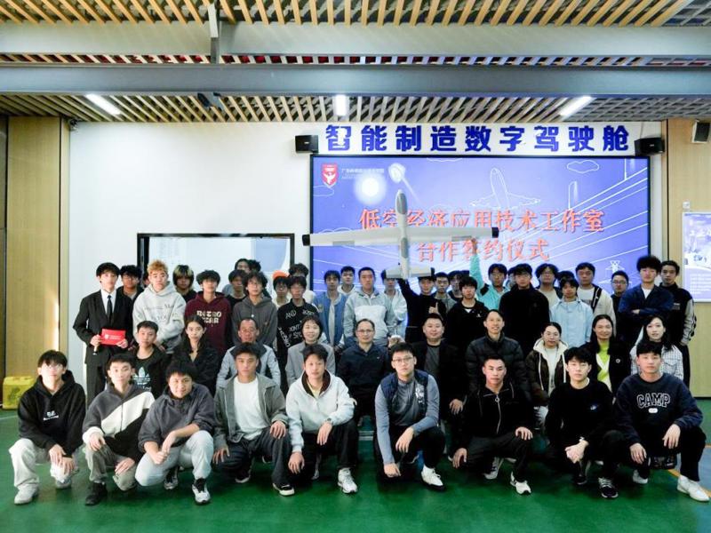 50eb80b9a0a432744574e5ab5a95badf