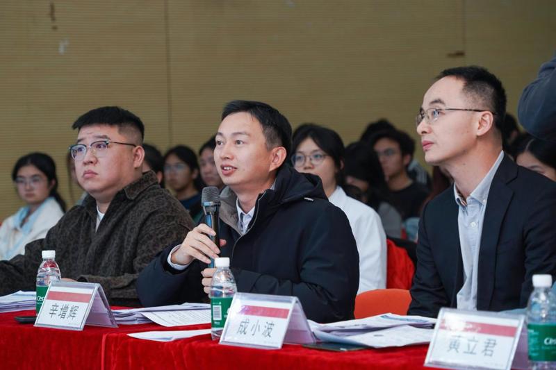 792337a1da9365a7b2a54e48542da0de