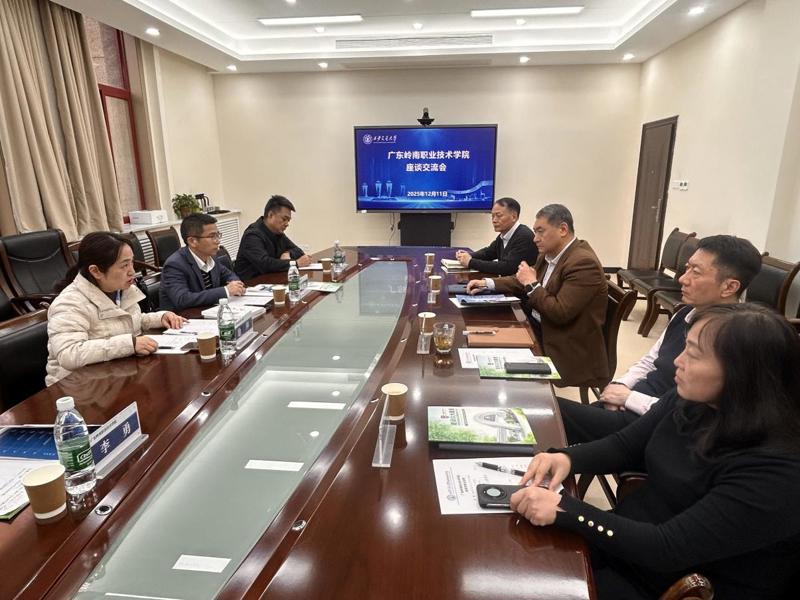 6053d5b820266eca09c82bc3f0e79cf1