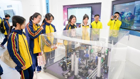 【新清远】400余名清远高三学生走进岭南职院体验职业教育