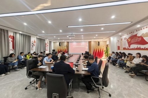 我校召开2025年度职称评审工作启动会