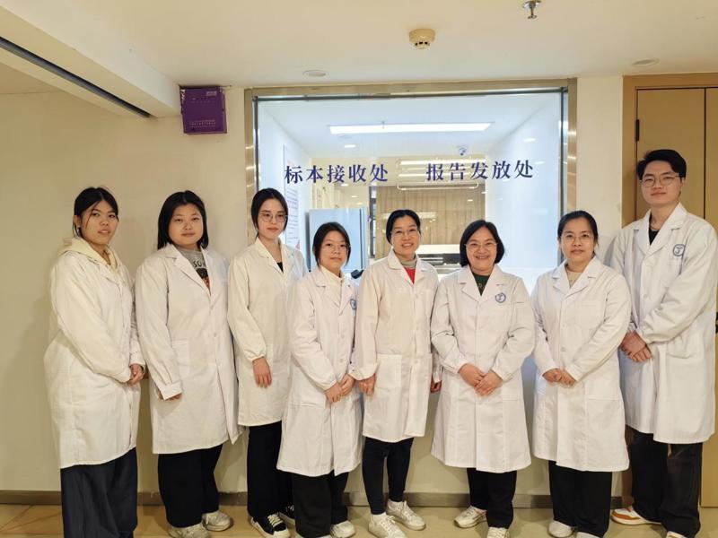 3b0082e1f3a6471c842b6152f1ef09d8