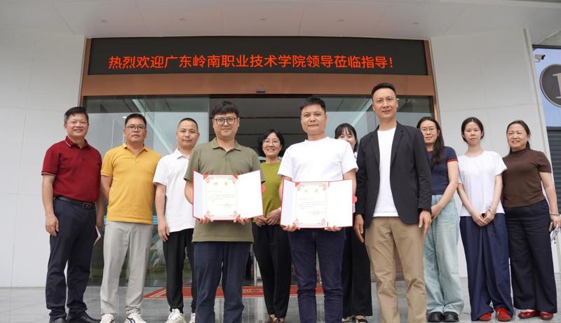 779538e1ebfc5b10990e81d4786df2bb