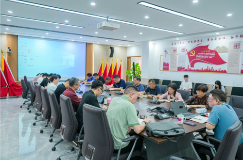 我校召开专项工作会议
