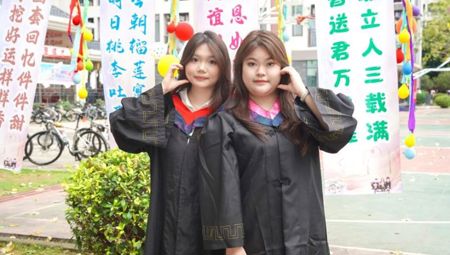 【新清远】专家面诊、理疗体验……中医服务走进清远校园