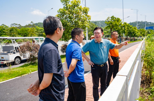 以生为本抓建设，凝心聚力备开学——校长劳汉生带队巡查清远校区暑期重点工程建设现场