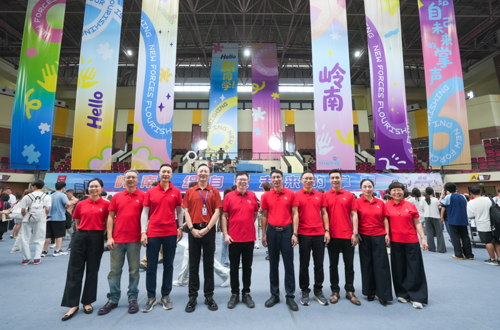掌声！我校圆满完成 2026 级新生迎新报到工作