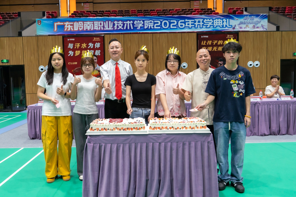 C:/Users/谢慧敏/Desktop/开学典礼/20.jpg20