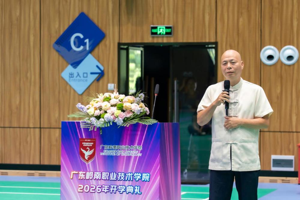 C:/Users/谢慧敏/Desktop/开学典礼/11.jpg11