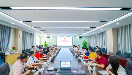 殷殷关怀寄厚望 声声问候暖师心——我校工会召开2026年教师节优秀骨干教师代表慰问座谈会