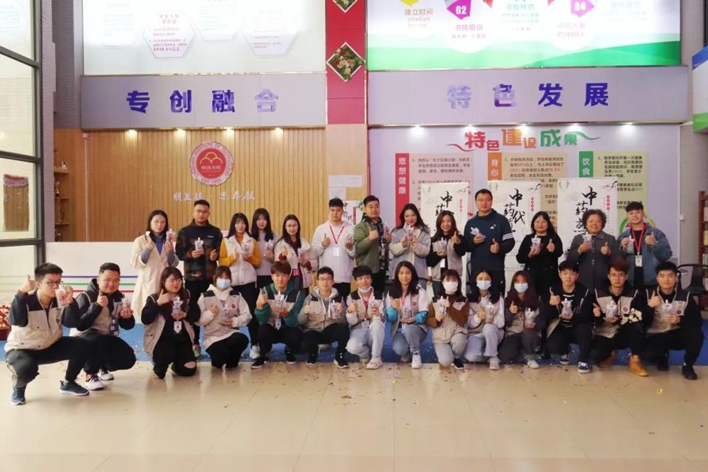 a53a98ca0cc84d9aa4151bb6b2fb597f.jpg