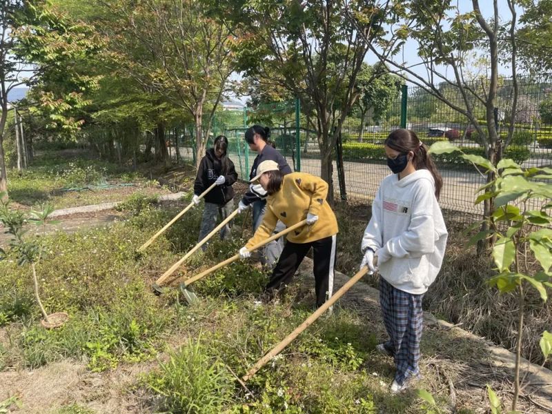 fbc9badd65b64a49e9ffe6c331492ea8