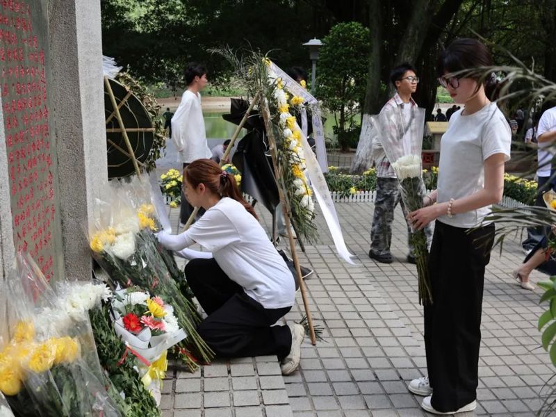 e189723c153a1b510f40a49a6d531f94