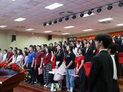 树榜样旗帜，扬尚学新风 | 药学院（明德书院）学风建设表彰大会