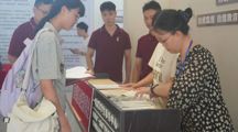 党员先锋 护航迎新 | “先锋服务岗”在行动