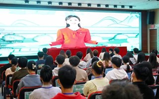 校团学干部集中收看“学习二十大 永远跟党走 奋进新征程”主题云团课